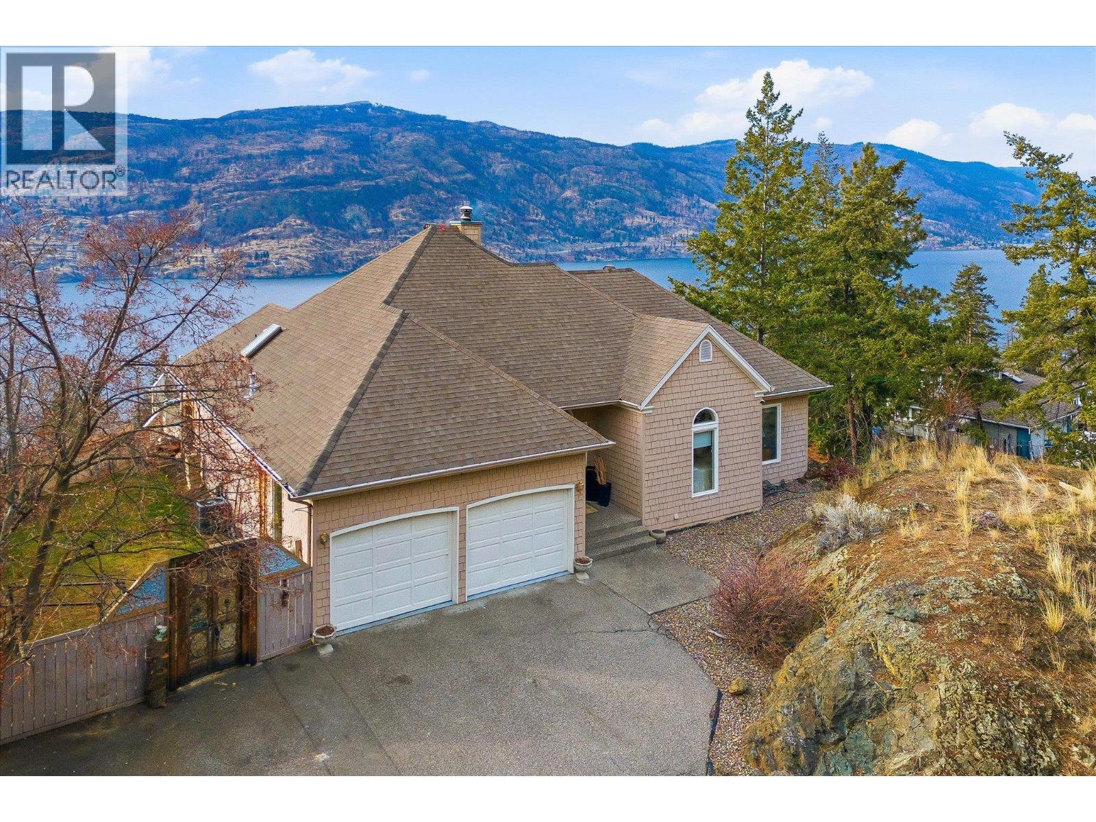  1116 Lynn Court, Kelowna