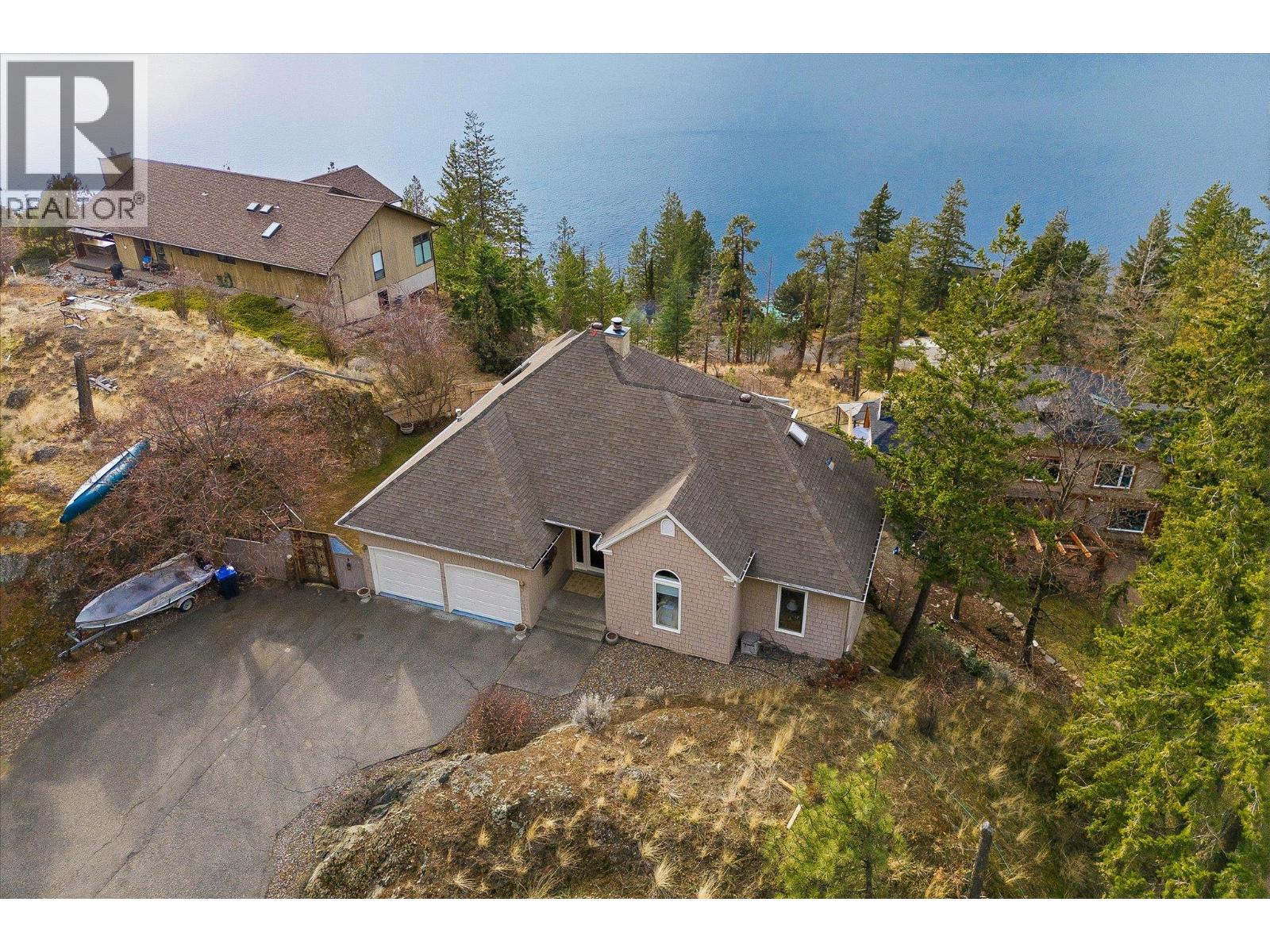  1116 Lynn Court, Kelowna