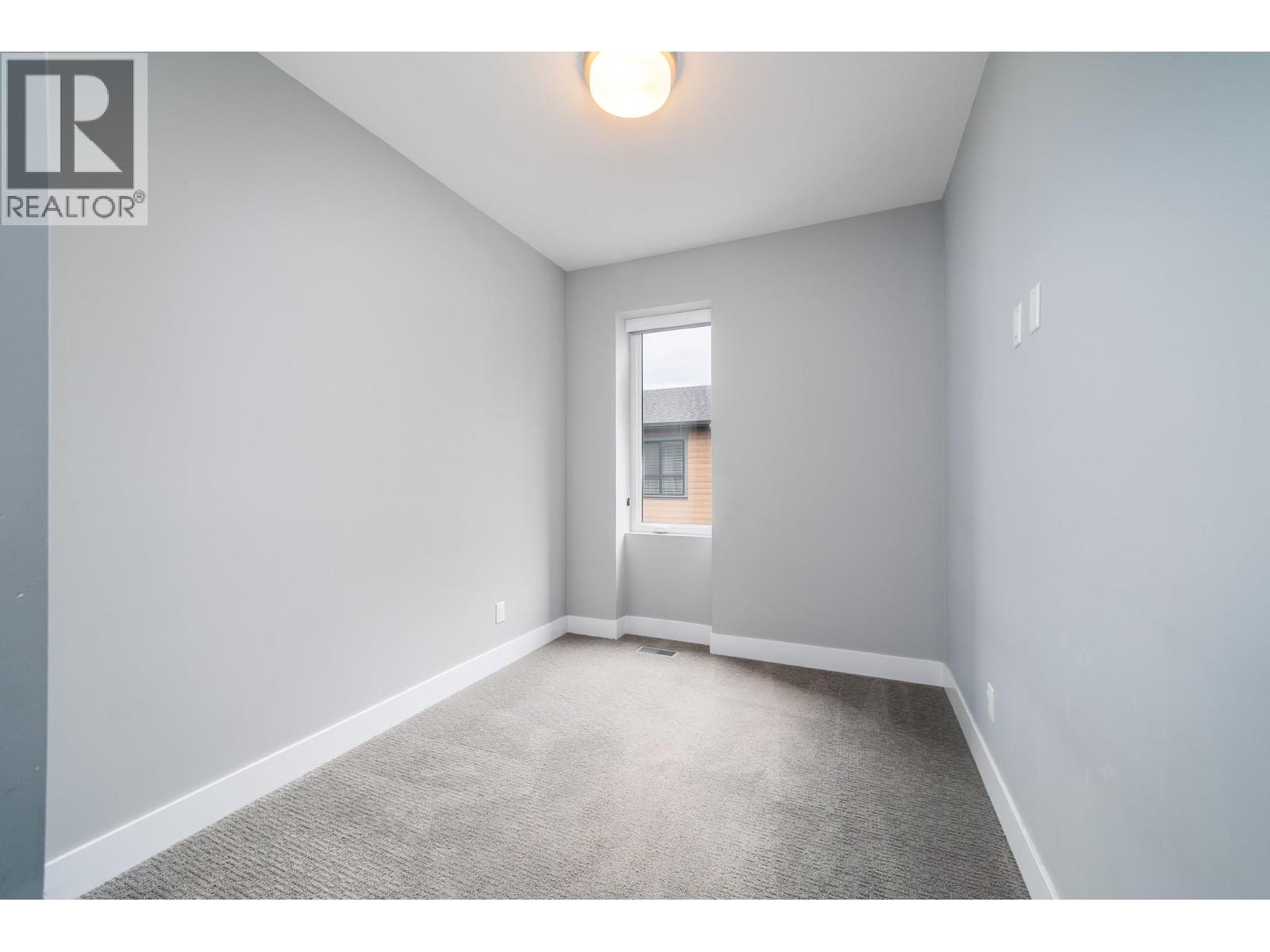 11581 Rogers Road Unit# 202, Lake Country