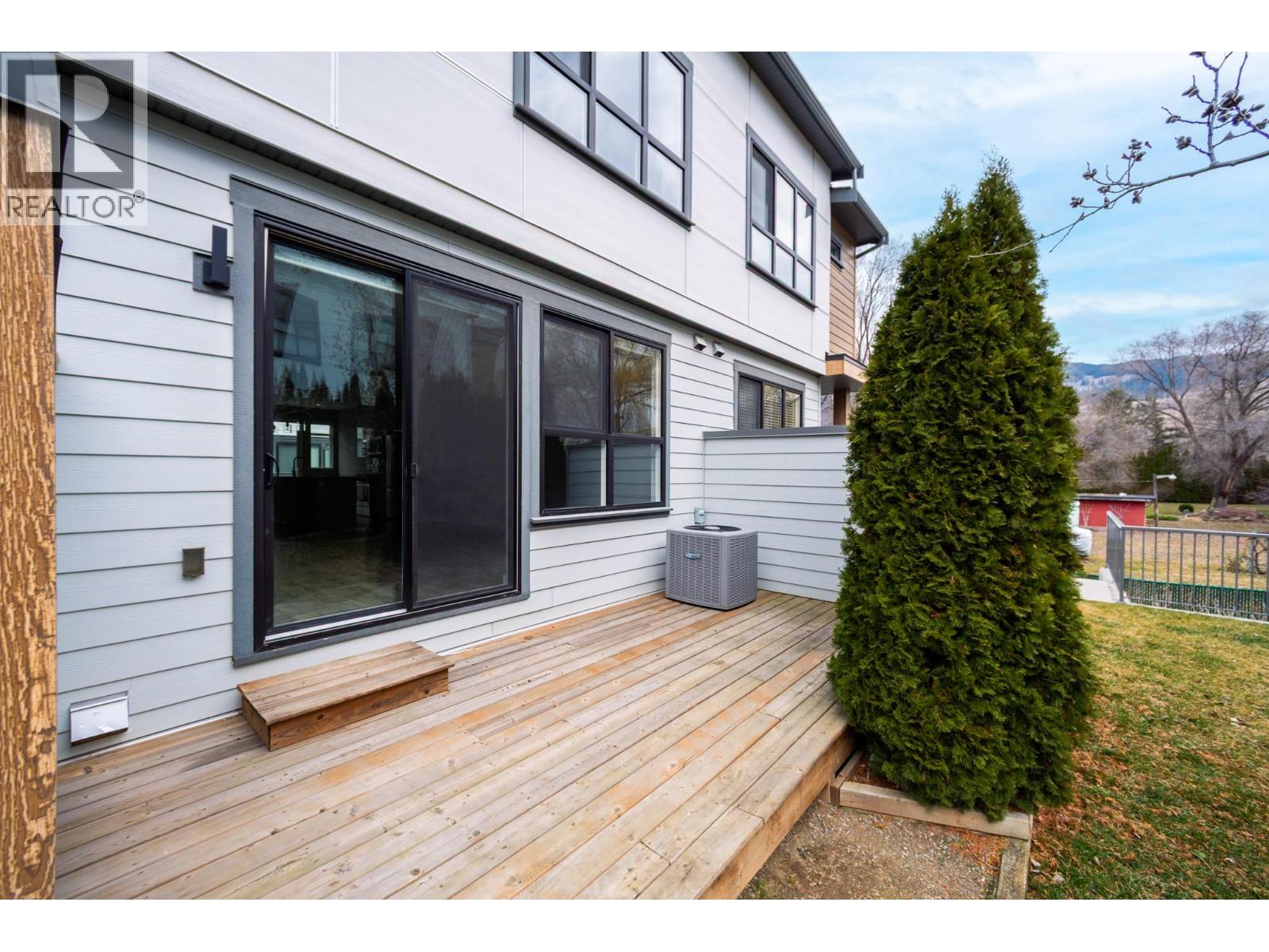 11581 Rogers Road Unit# 202, Lake Country