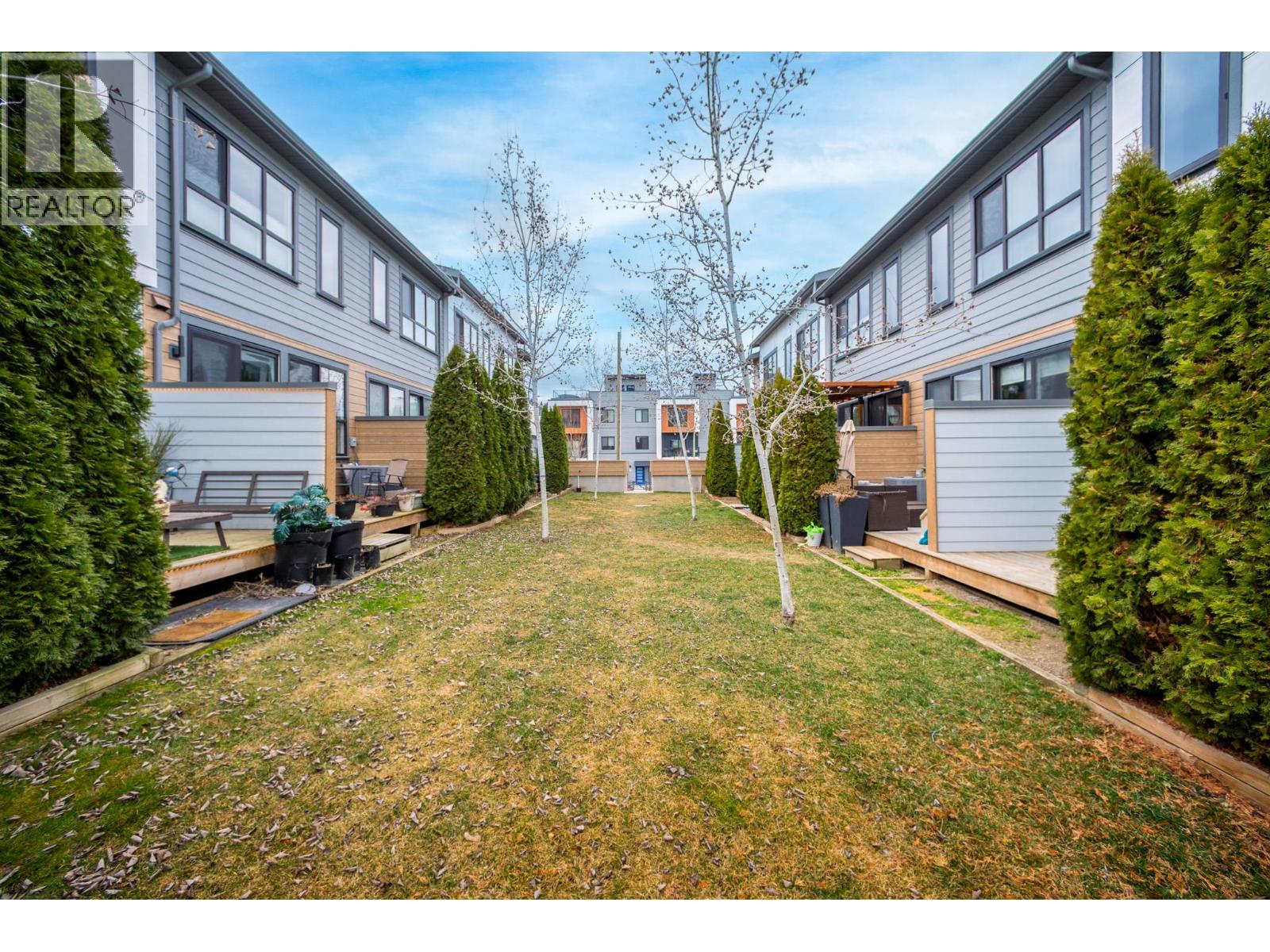 11581 Rogers Road Unit# 202, Lake Country