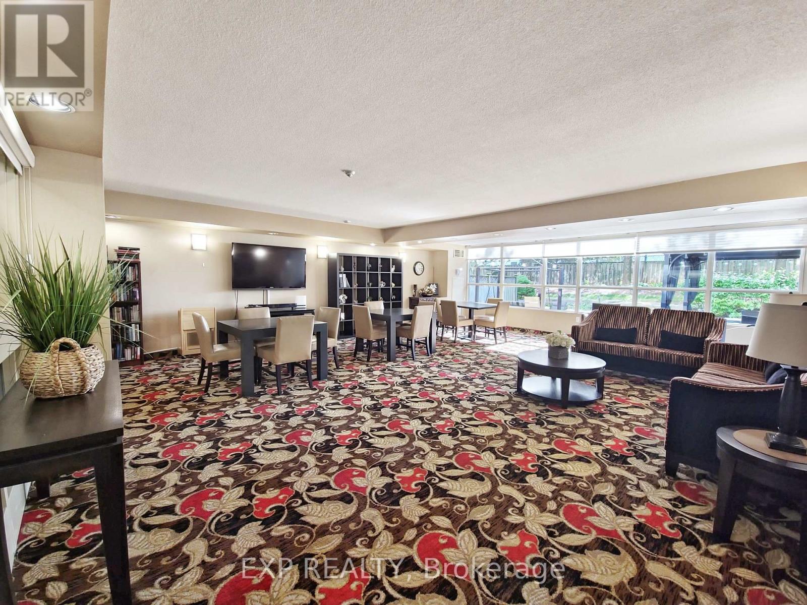 #410 5100 DORCHESTER ROAD - 11
