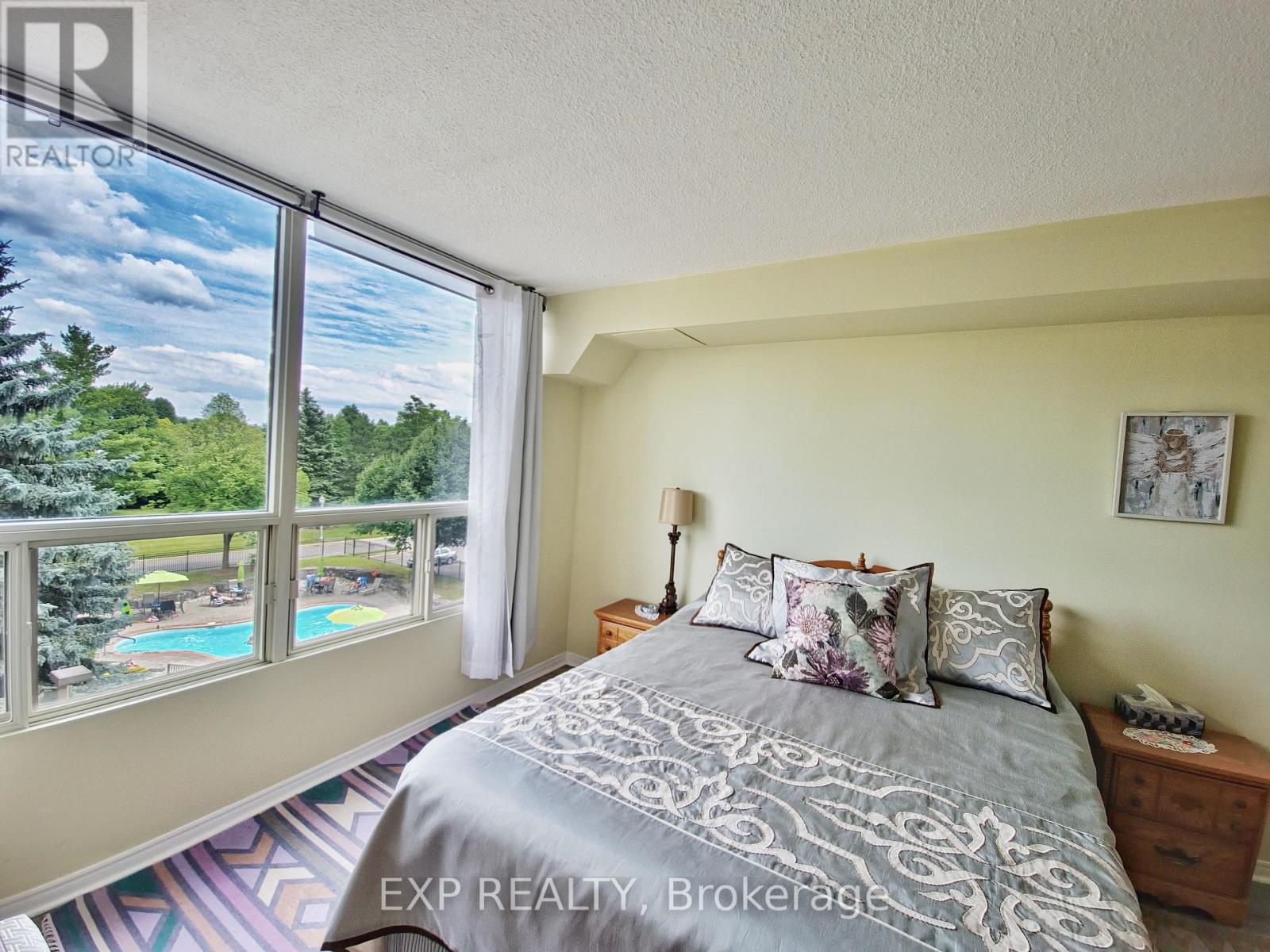 #410 5100 DORCHESTER ROAD - 27