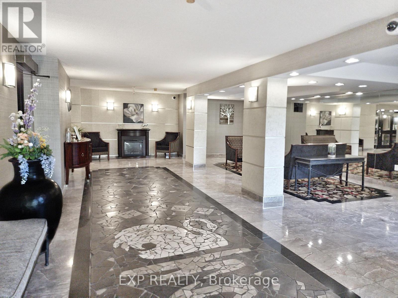 #410 5100 DORCHESTER ROAD - 7