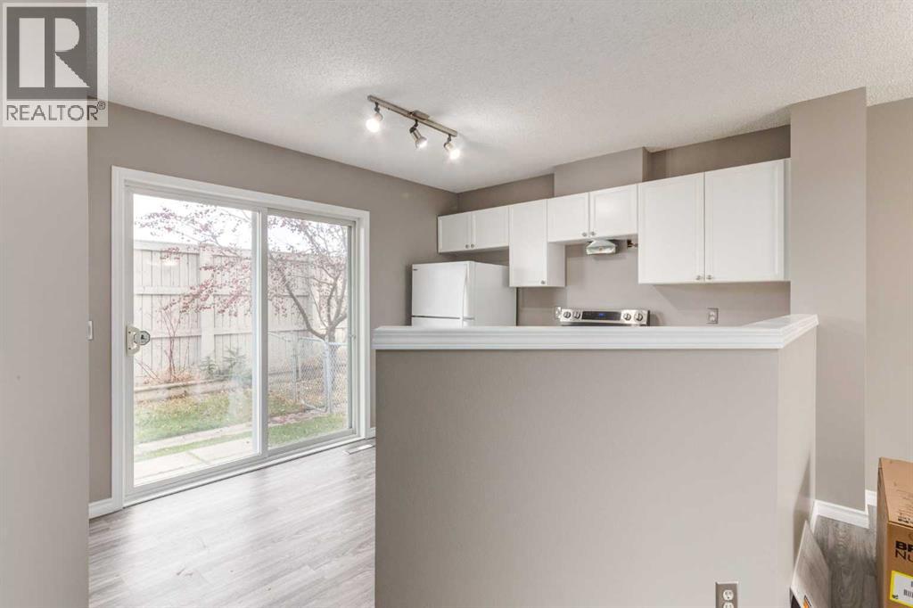 Single Family House for Sale in  Tuscany Springs Gardens NW Tuscany Calgary 