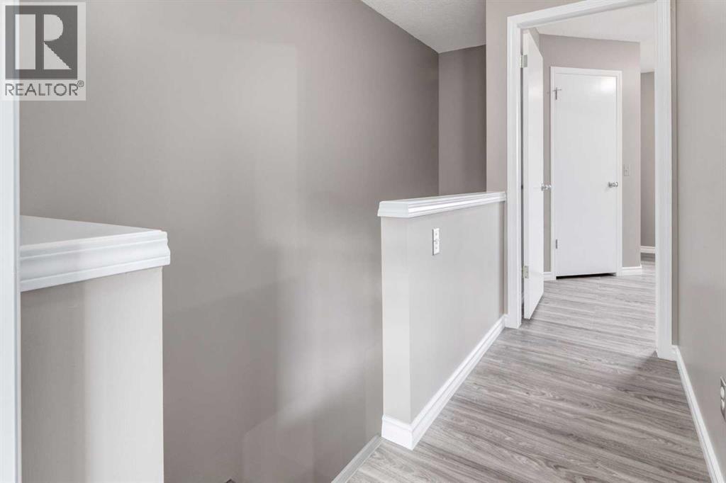 Single Family House for Sale in  Tuscany Springs Gardens NW Tuscany Calgary 