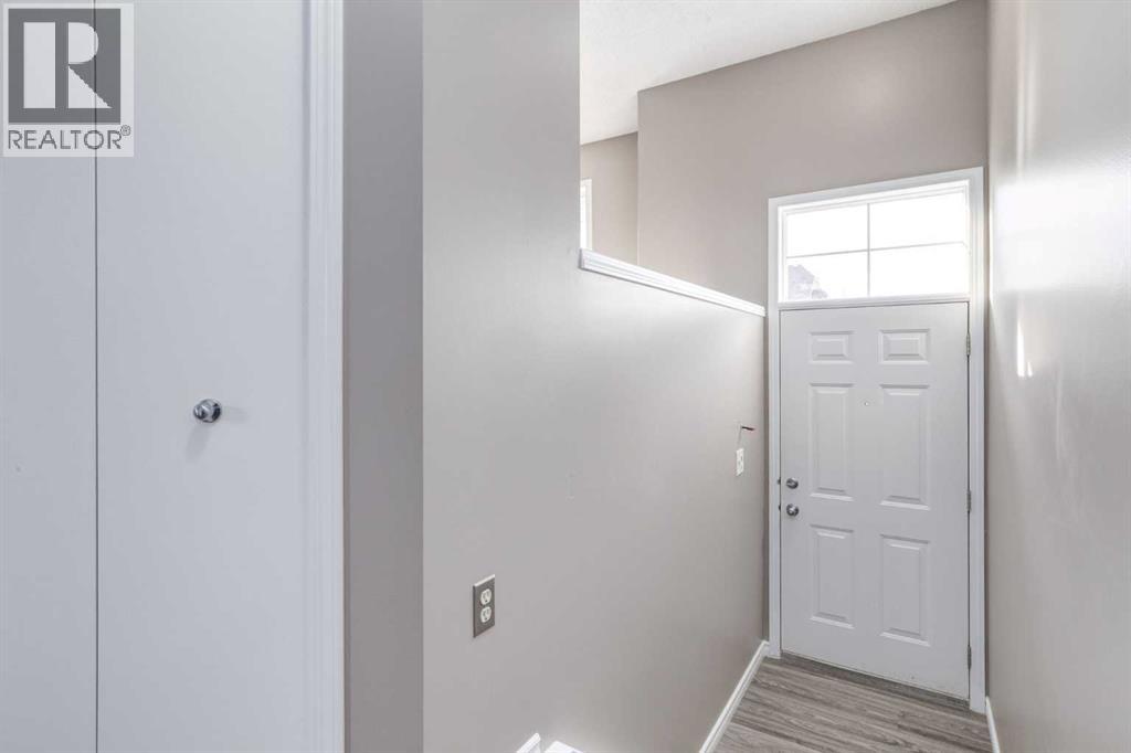 Single Family House for Sale in  Tuscany Springs Gardens NW Tuscany Calgary 