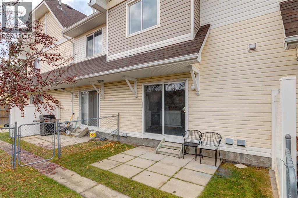 Single Family House for Sale in  Tuscany Springs Gardens NW Tuscany Calgary 