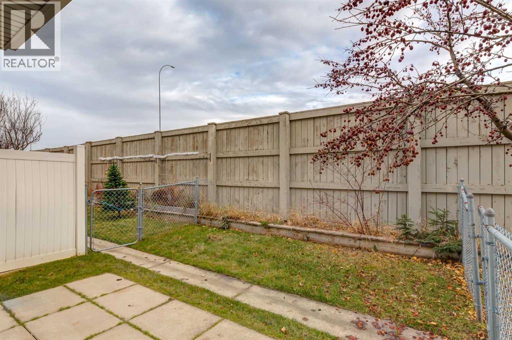 Single Family House for Sale in  Tuscany Springs Gardens NW Tuscany Calgary 