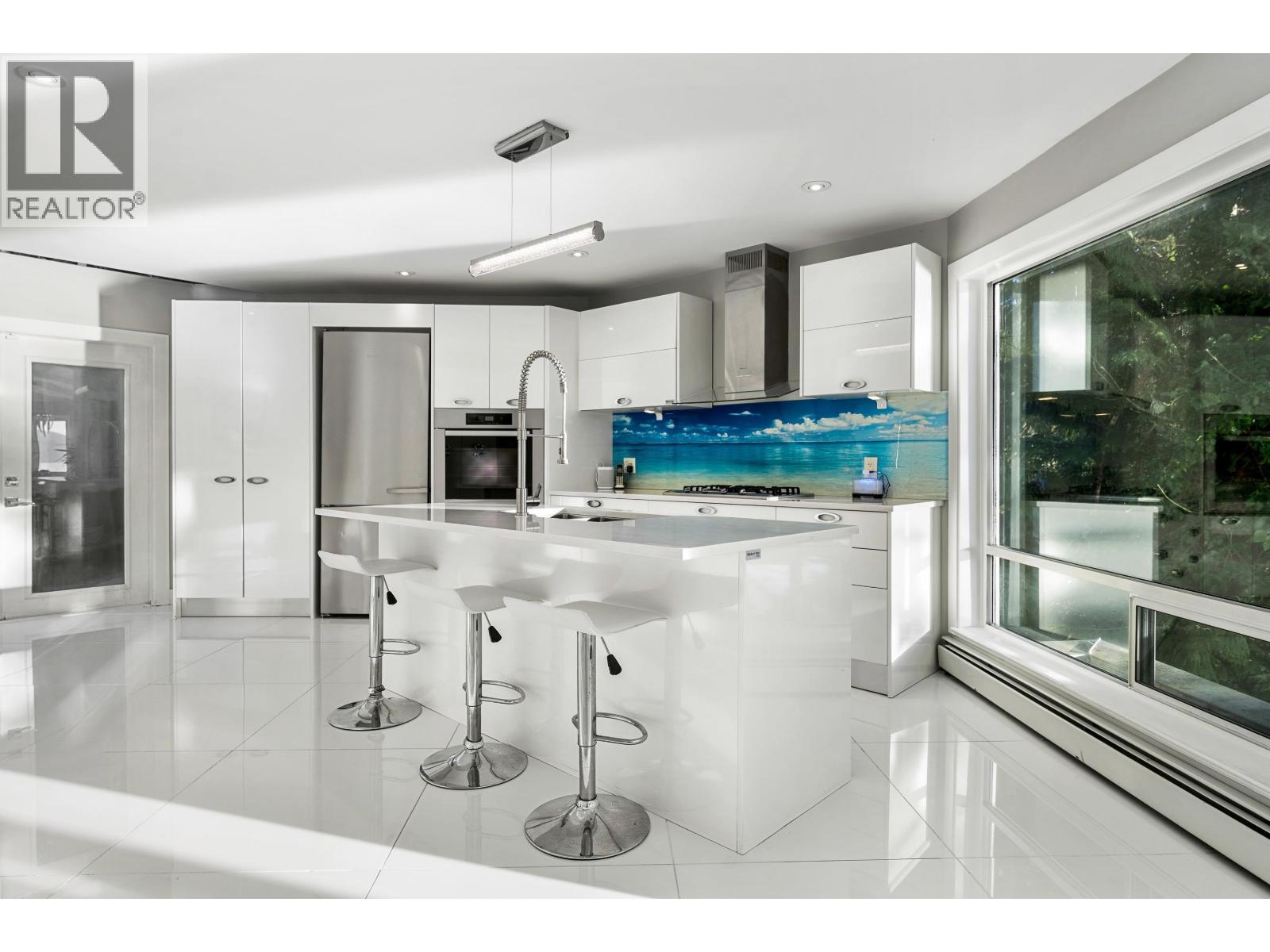 5530 PARTHENON PLACE, West Vancouver