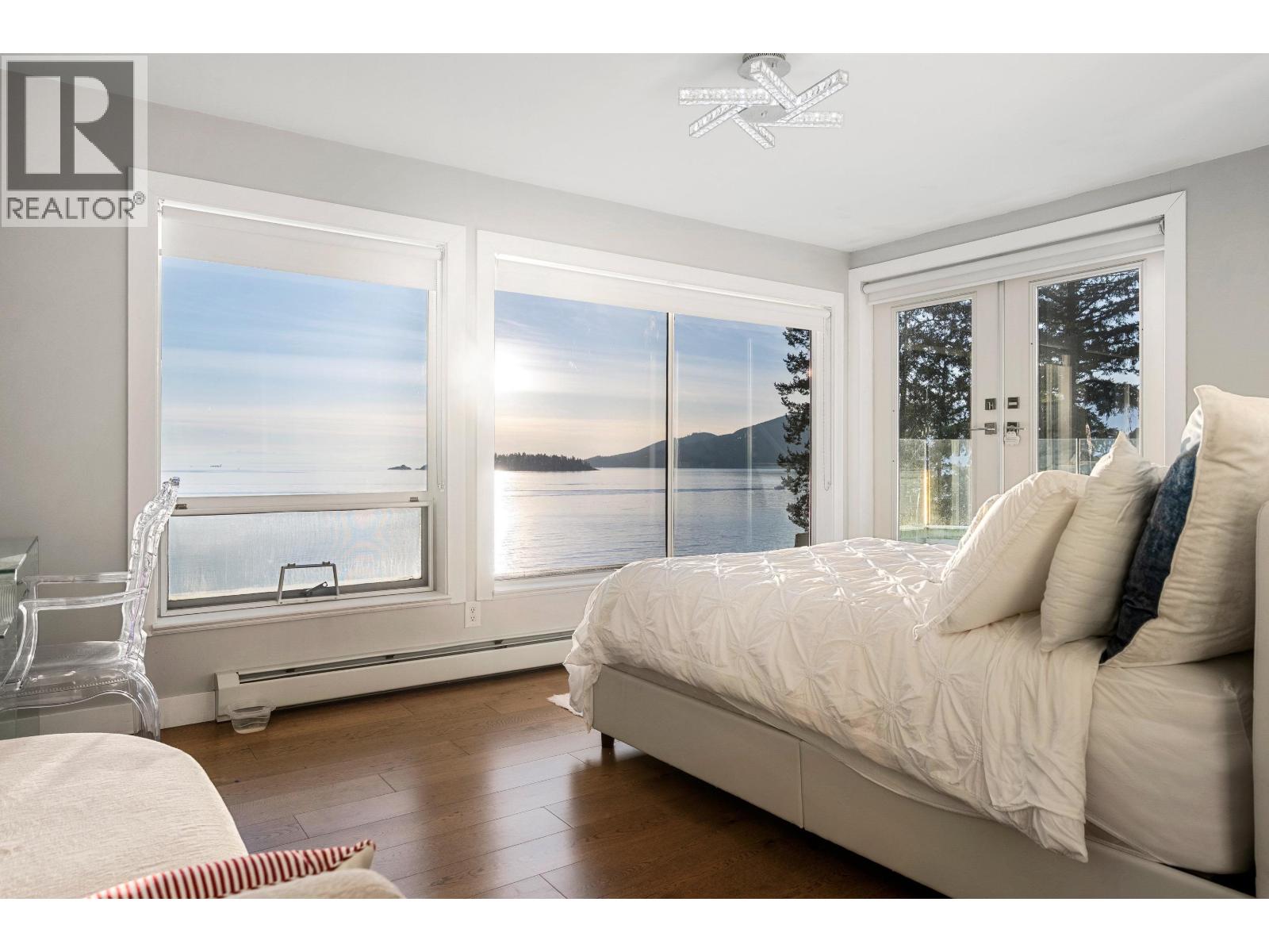 5530 PARTHENON PLACE, West Vancouver