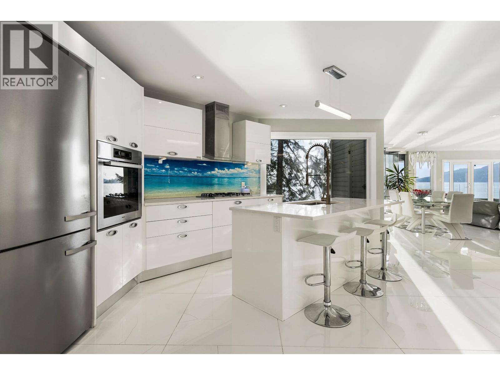 5530 PARTHENON PLACE, West Vancouver