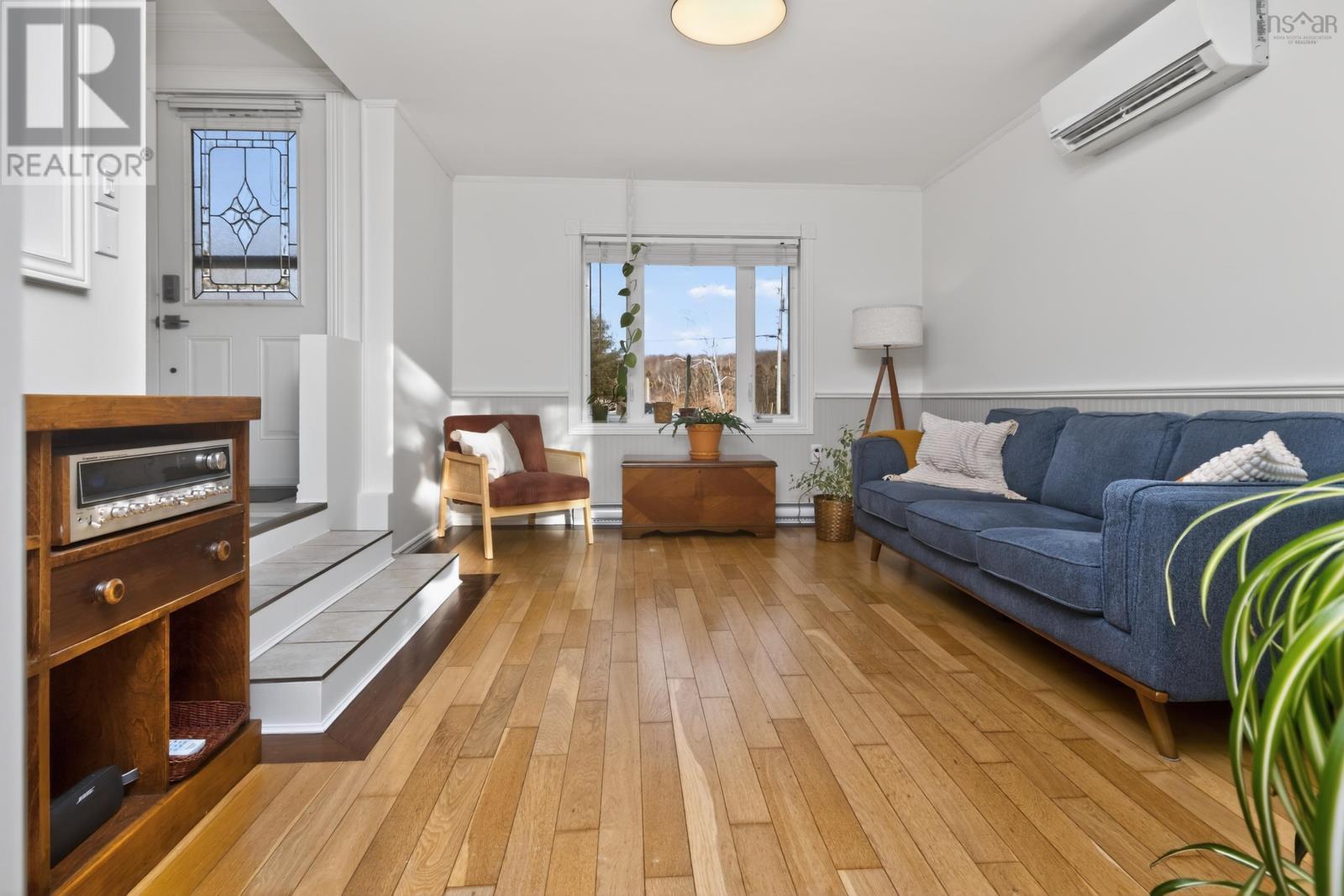 Property 17 of 49 of 27 Glory Avenue