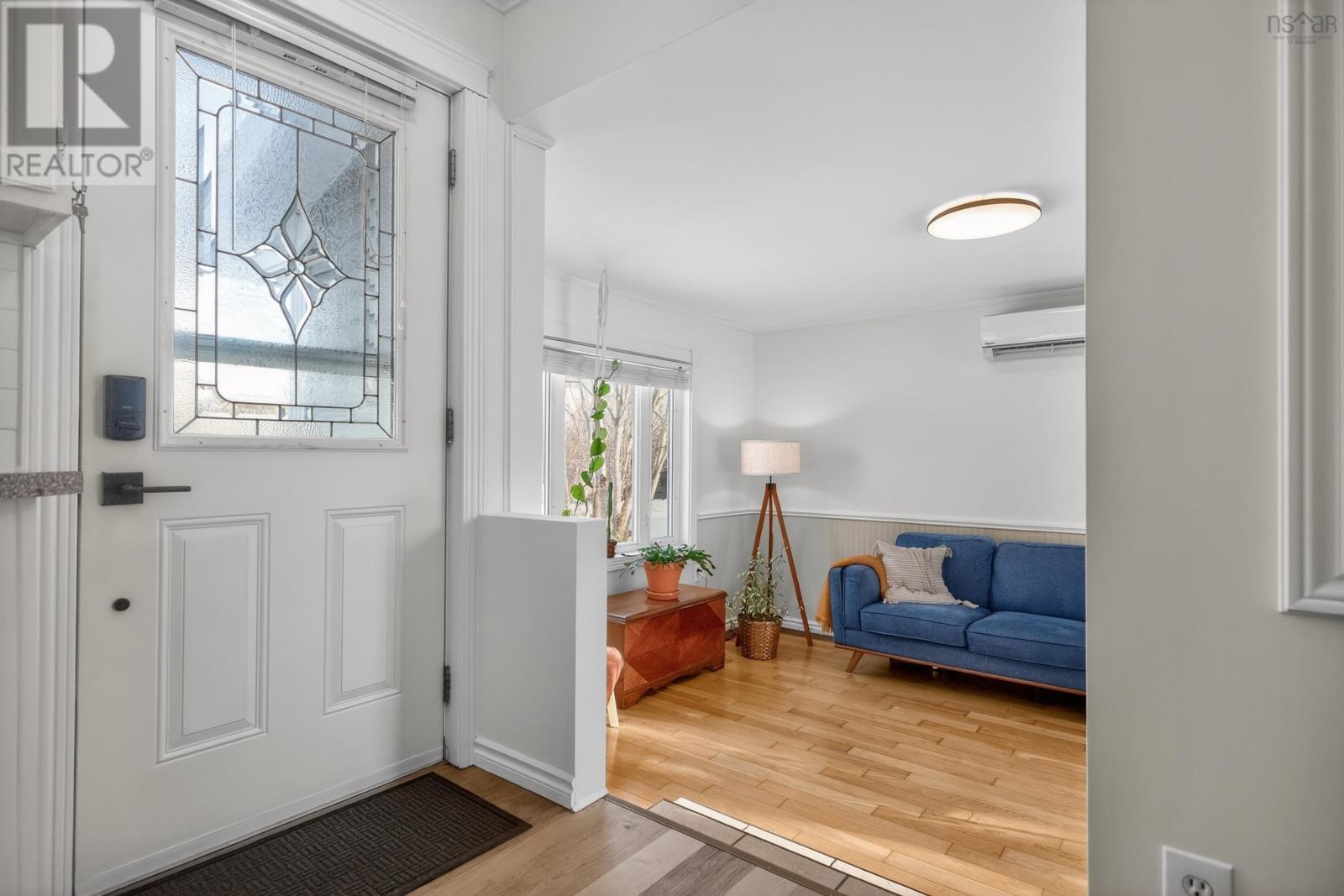 Property 16 of 49 of 27 Glory Avenue