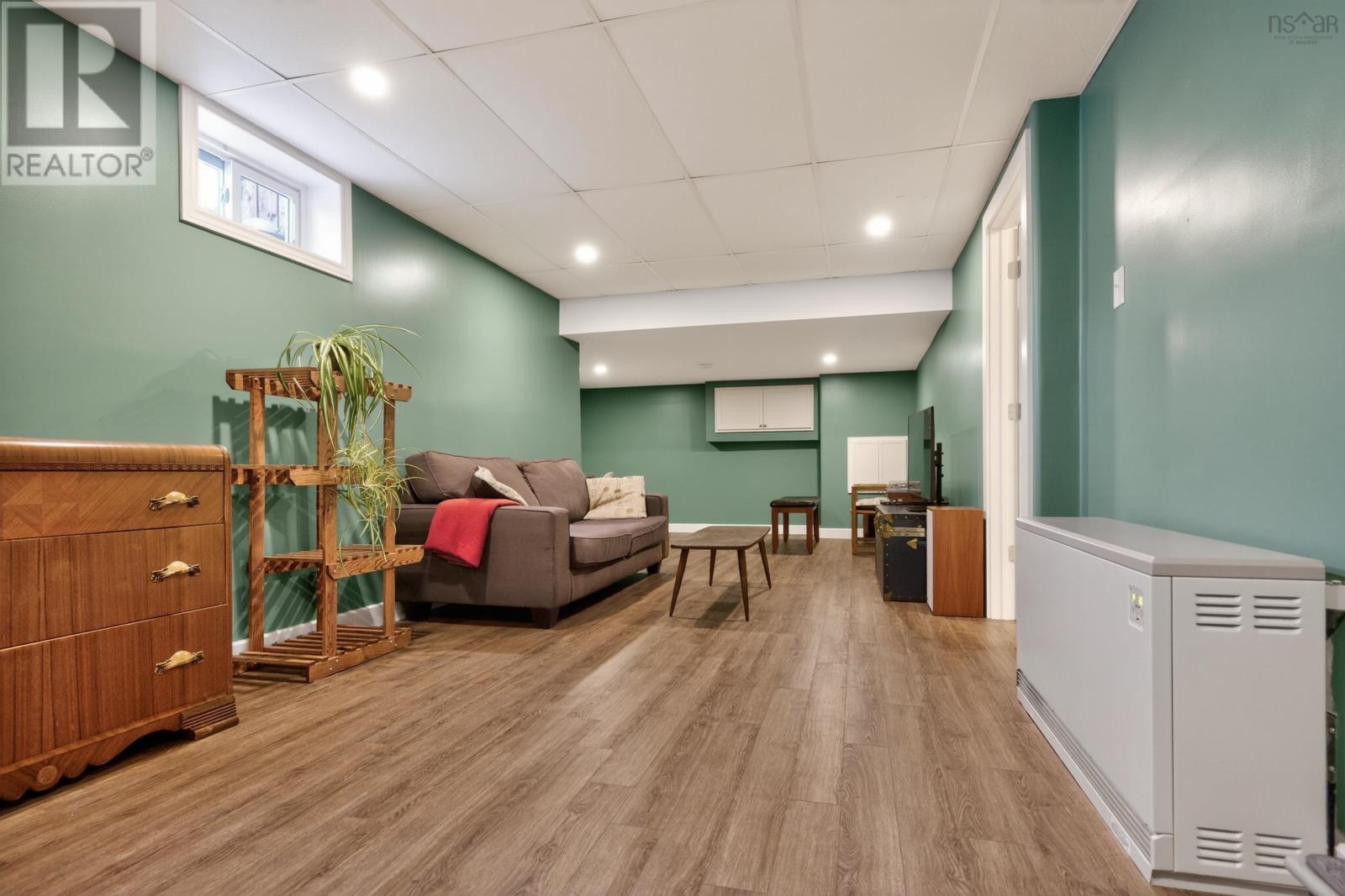 Property 28 of 49 of 27 Glory Avenue