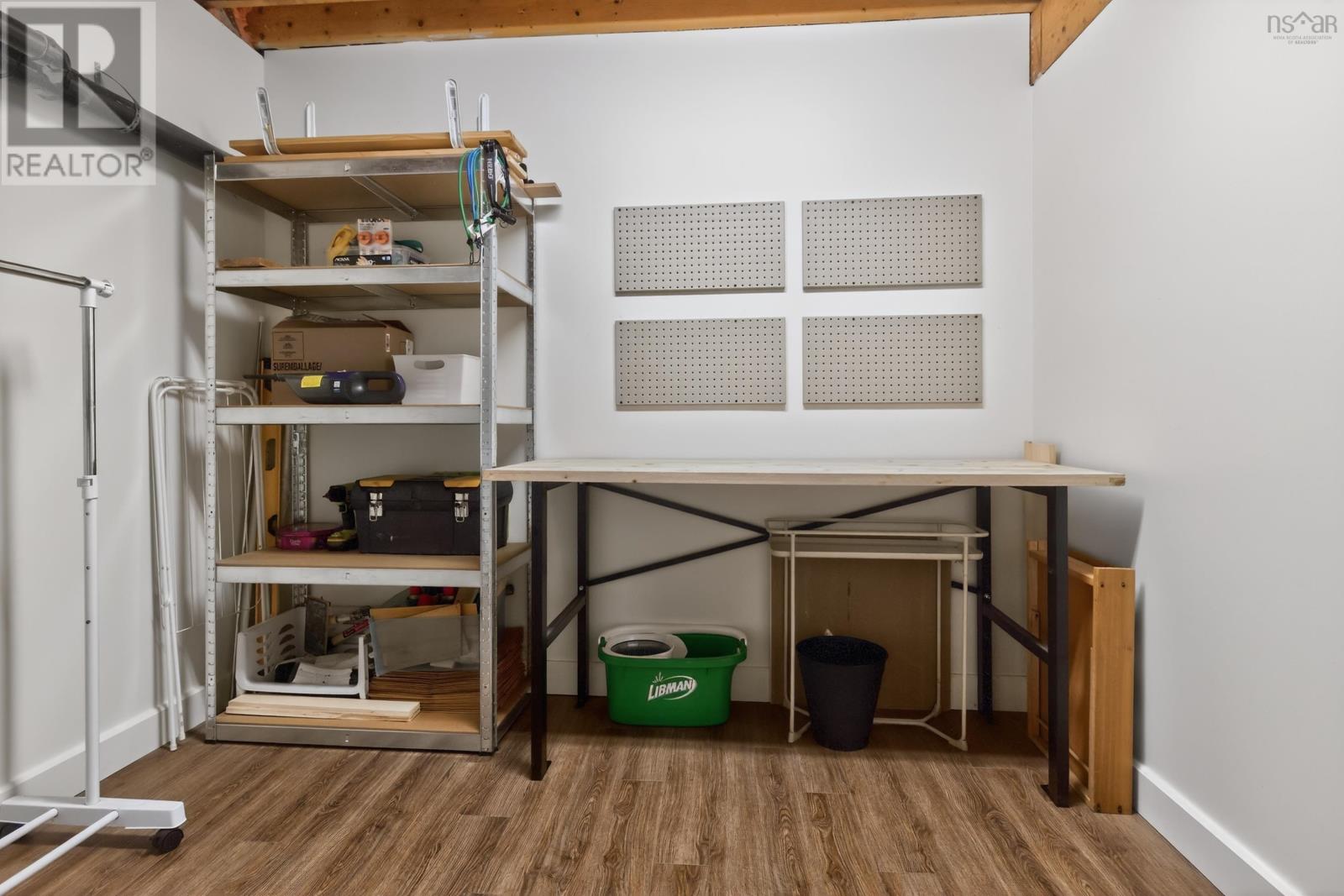 Property 37 of 49 of 27 Glory Avenue