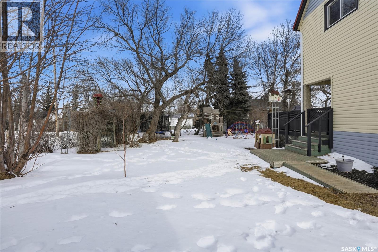 211 Martin STREET — photo 33