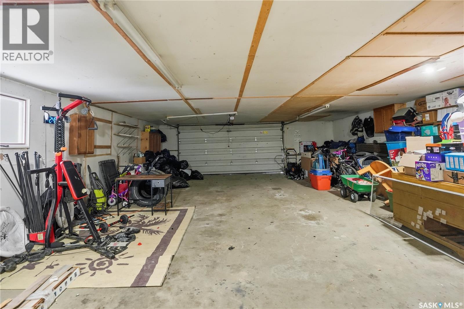 211 Martin STREET — photo 37