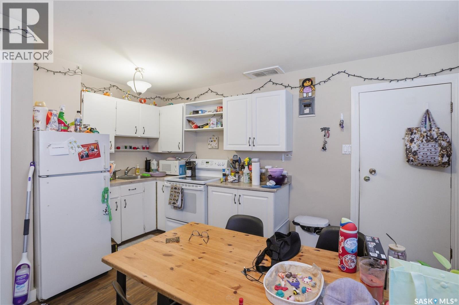 917 7th AVENUE N - 34