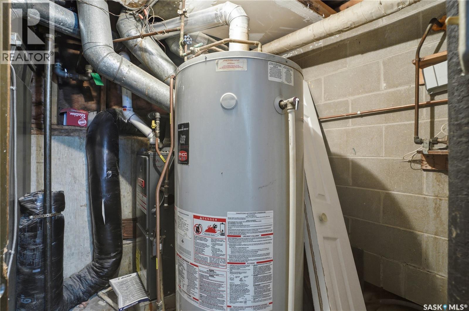 917 7TH AVENUE N - 43