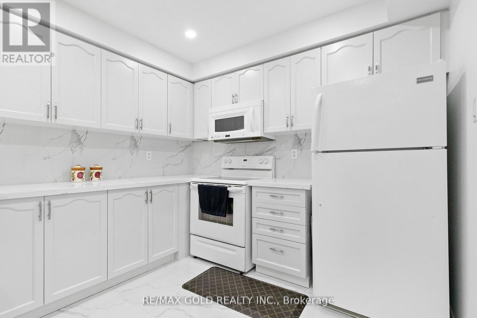 40 BLUE SPRUCE STREET