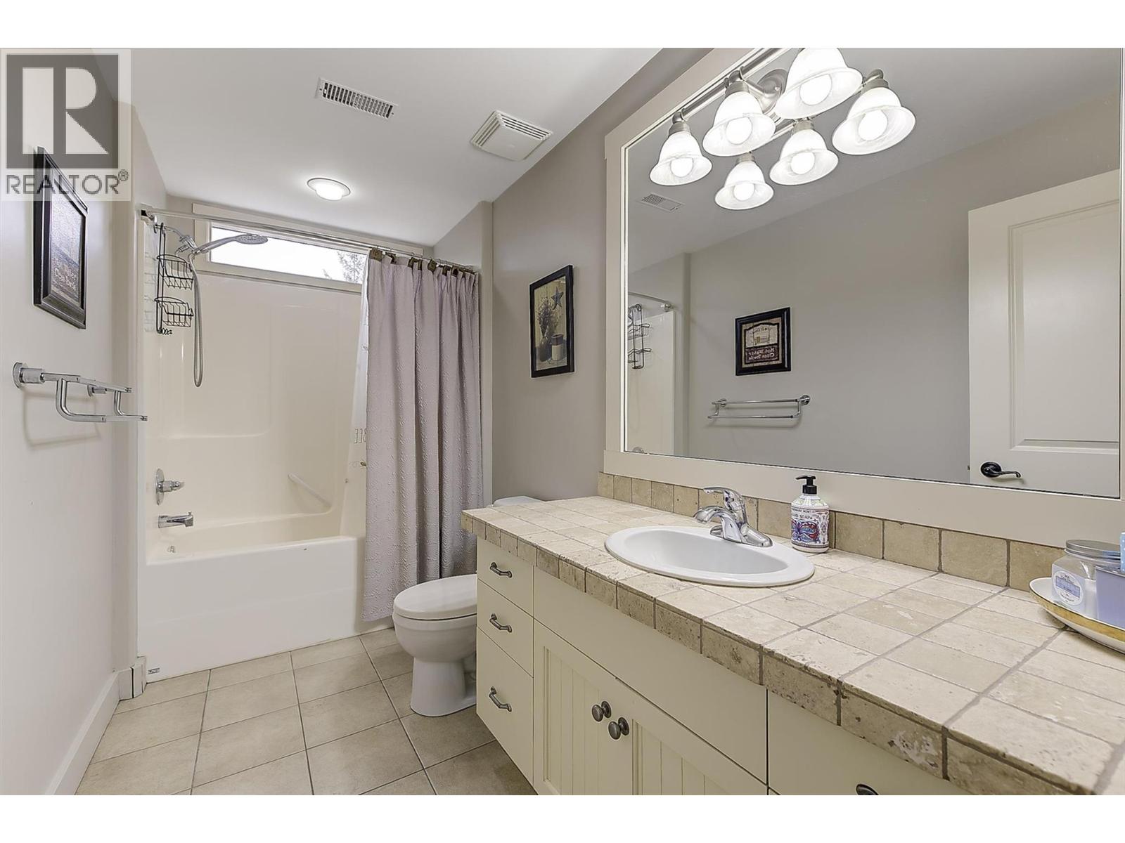  274 Knightsbridge Way, Kelowna