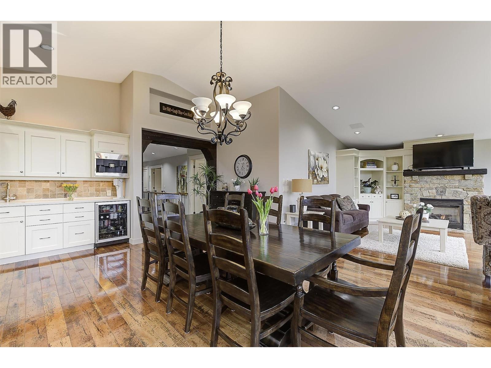  274 Knightsbridge Way, Kelowna