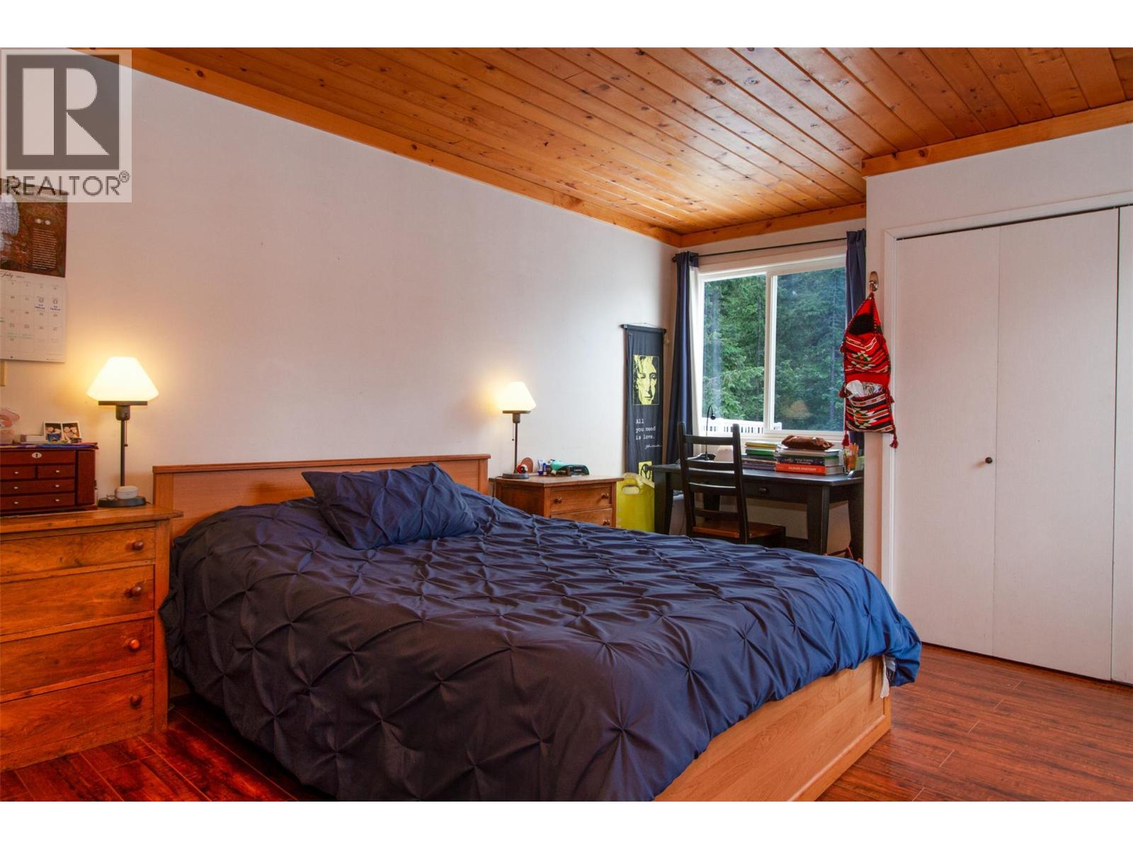 1852 Corbin Place, Revelstoke