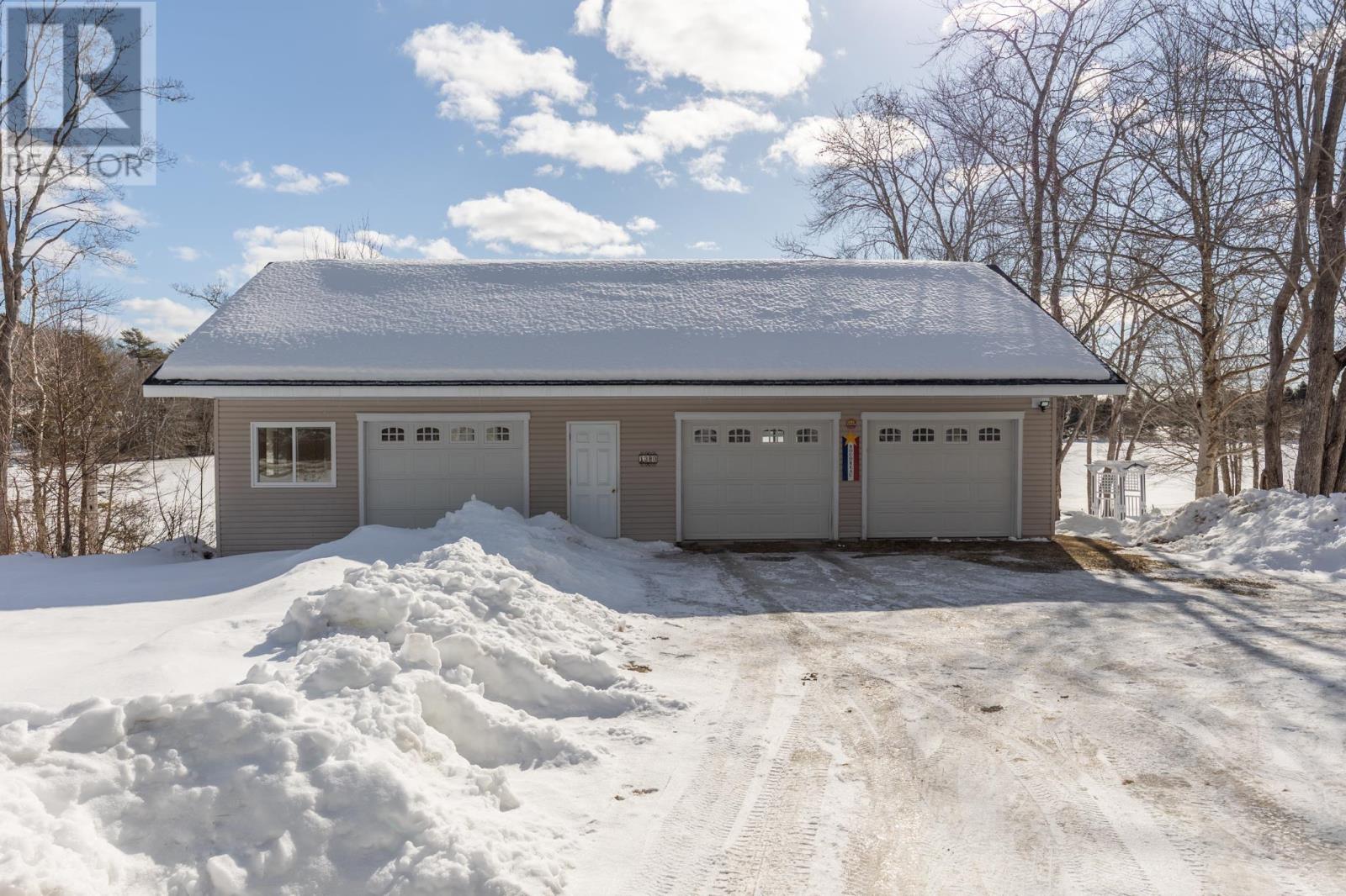 Property 11 of 43 of 1380 Raynardton Road