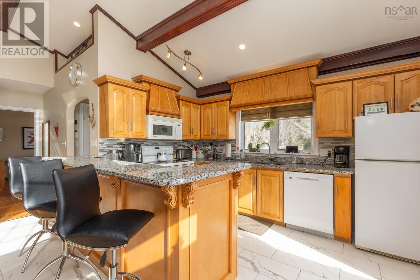 Property 20 of 43 of 1380 Raynardton Road