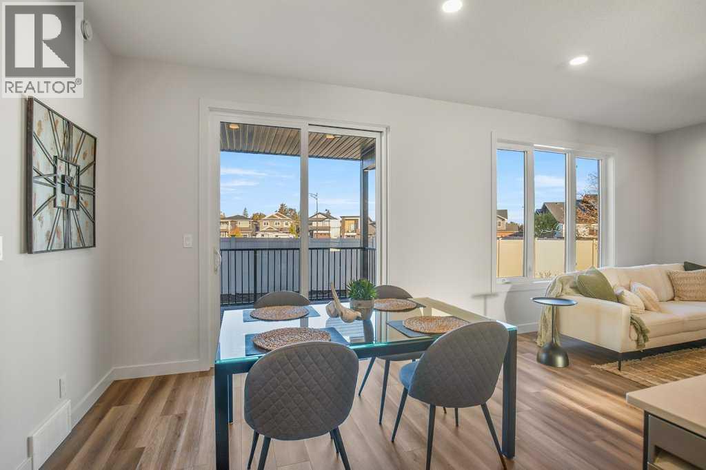 Single Family House for Sale in  Eaton Crescent Evergreen Red Deer 