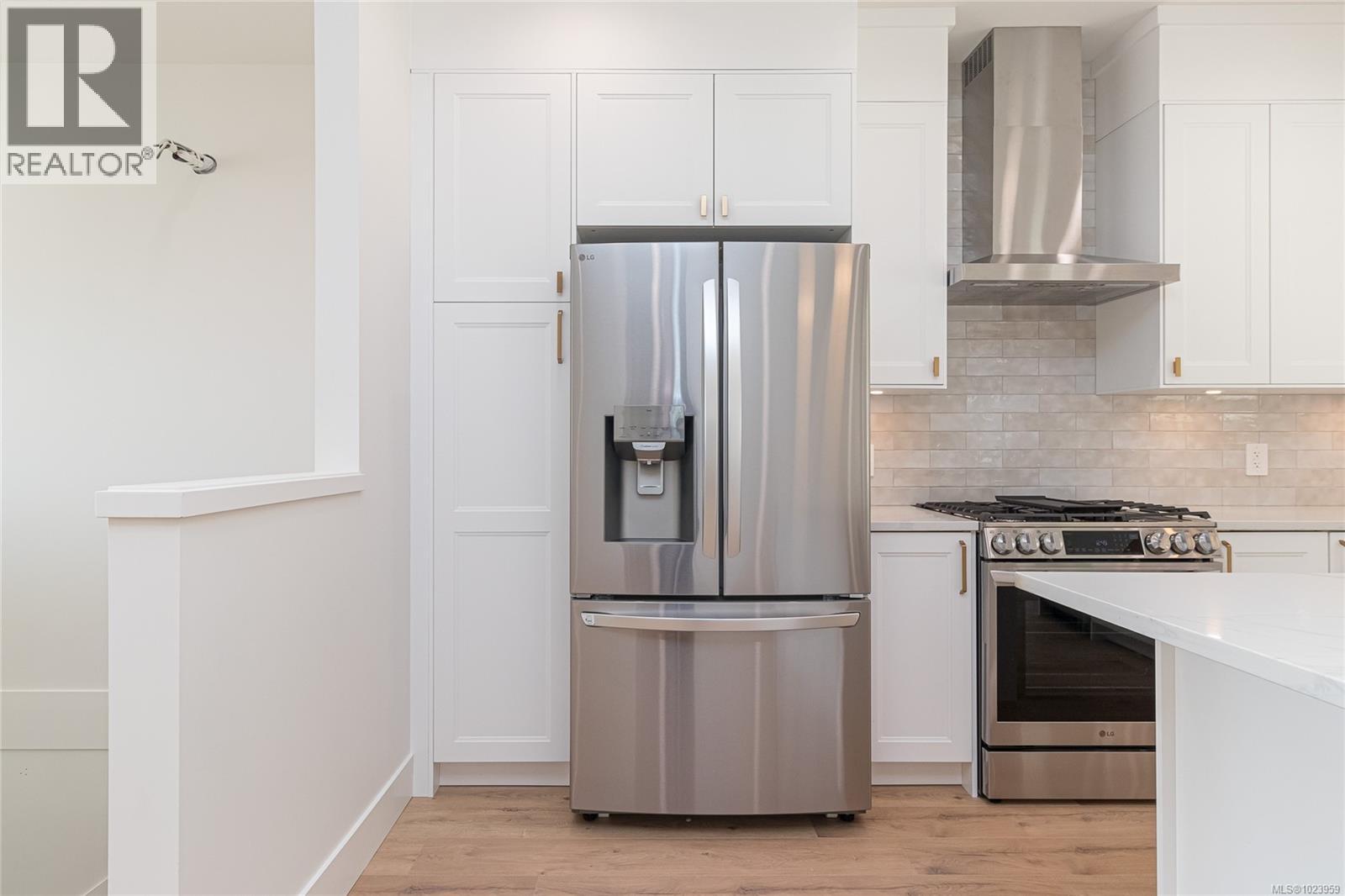 2584 Nickson Way, Sooke