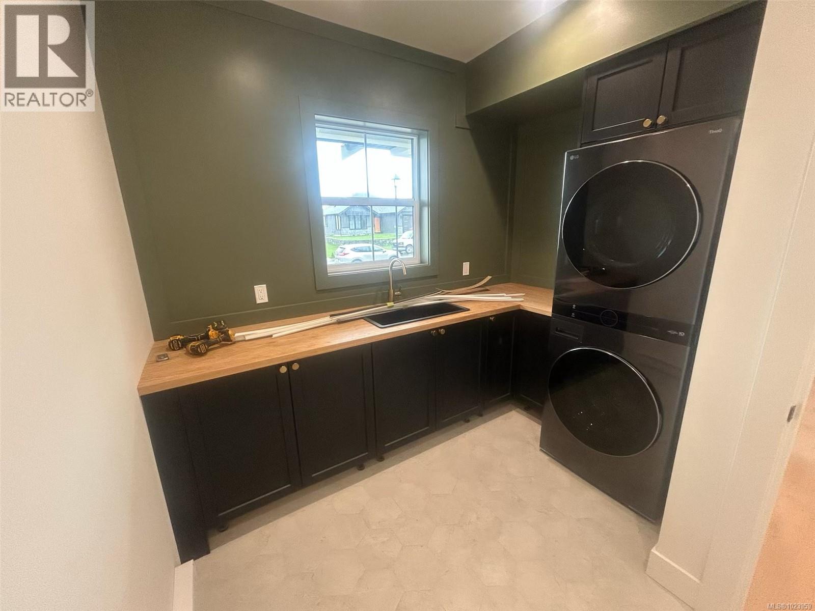 2584 Nickson Way, Sooke