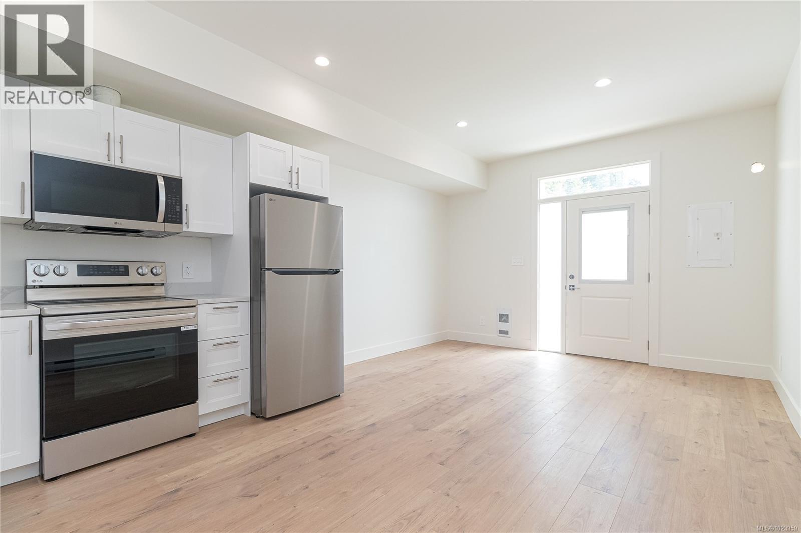 2584 Nickson Way, Sooke