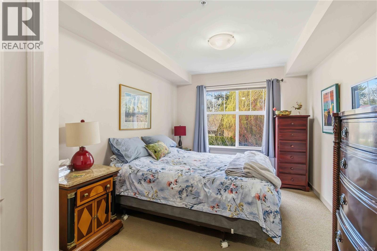 207 1618 North Dairy Road, Saanich