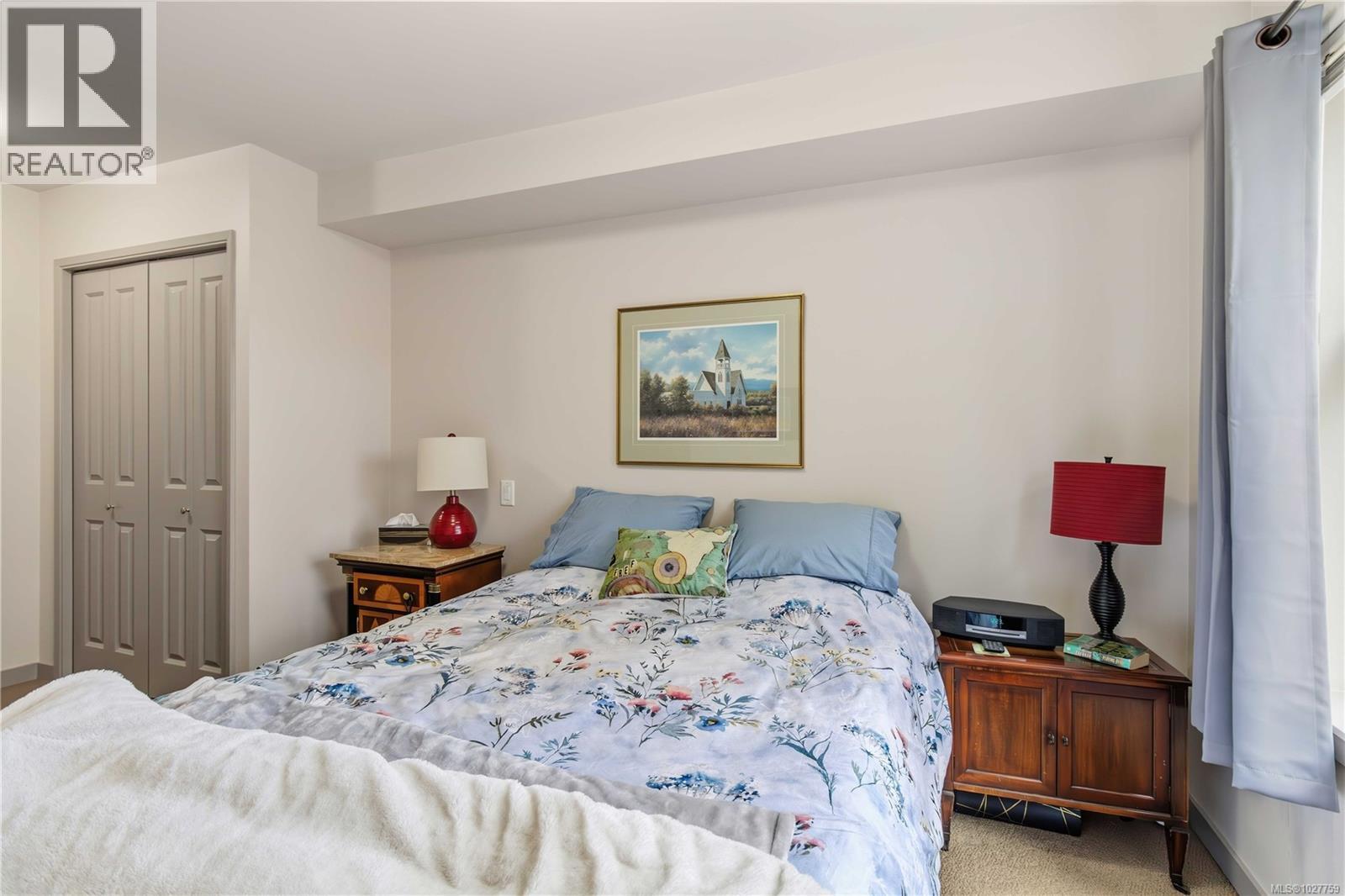 207 1618 North Dairy Road, Saanich