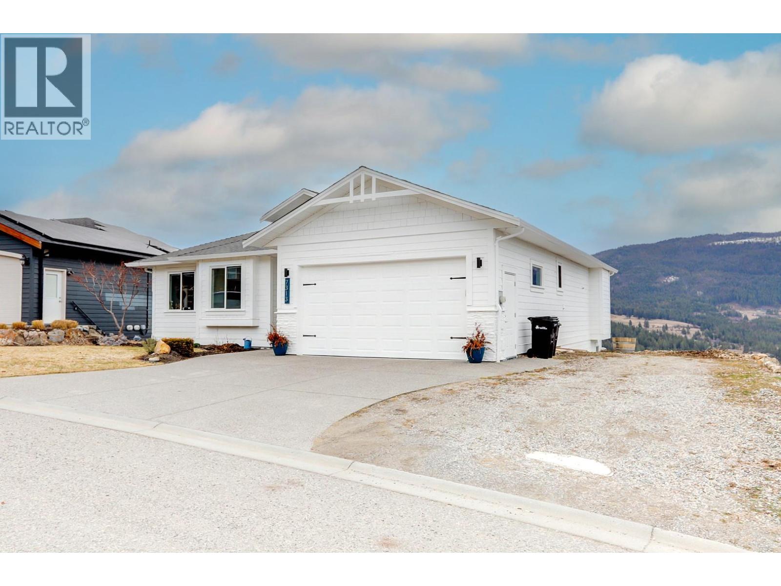 7313 Sunridge Road, Vernon