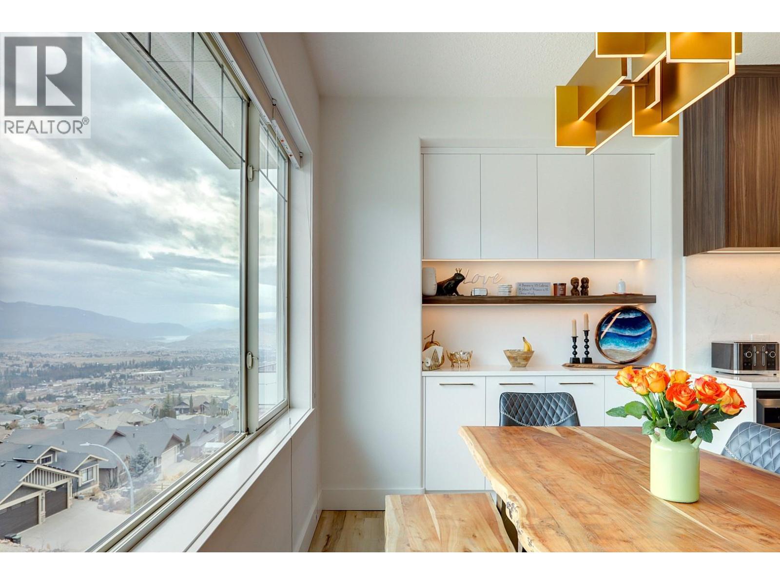 7313 Sunridge Road, Vernon