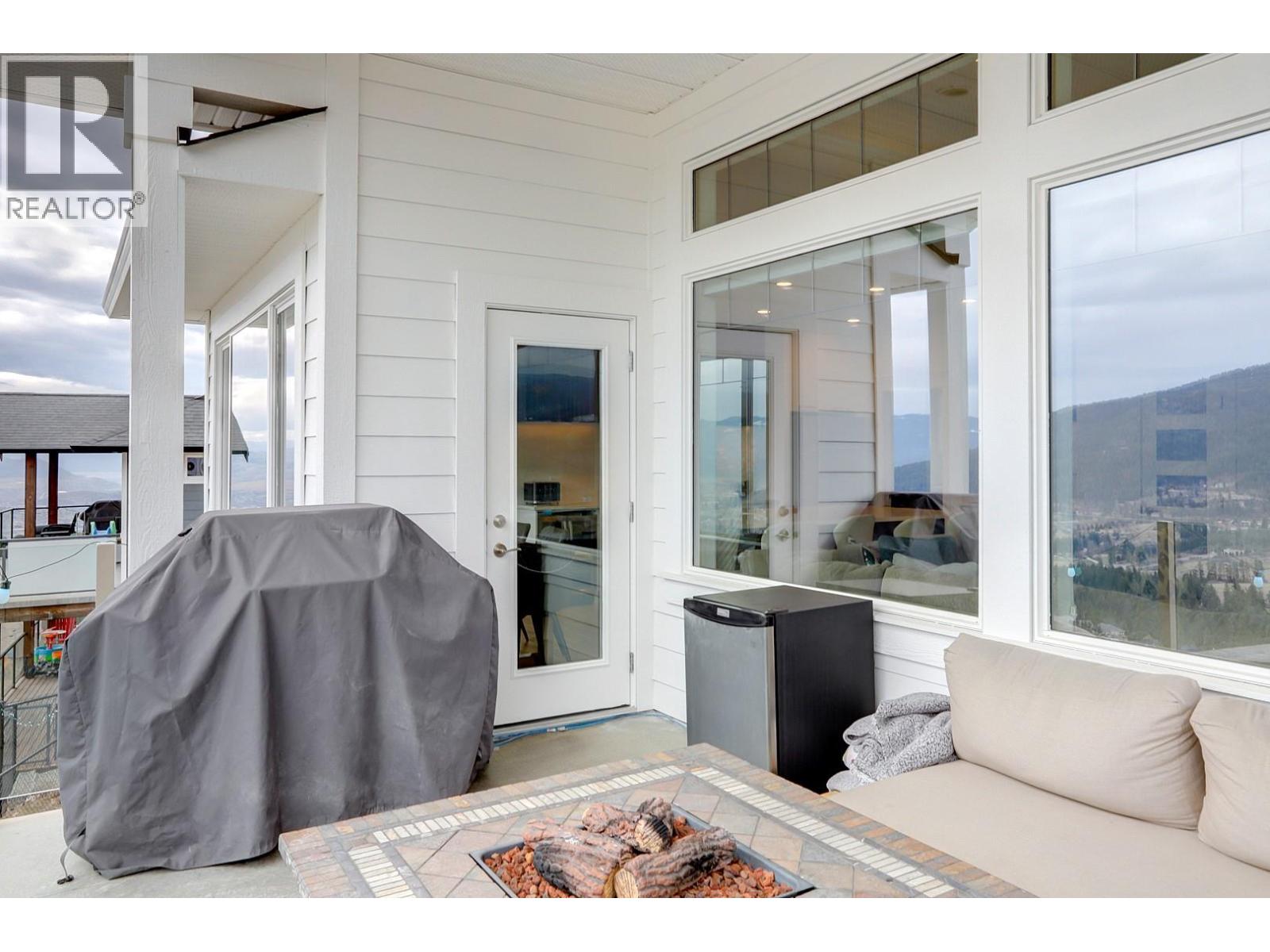 7313 Sunridge Road, Vernon