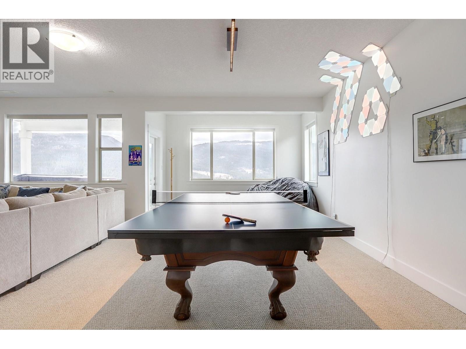 7313 Sunridge Road, Vernon