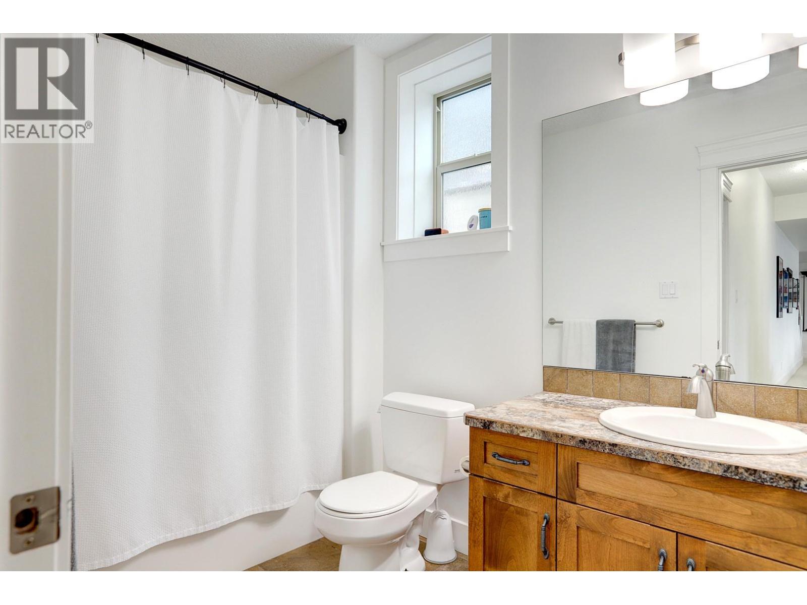 7313 Sunridge Road, Vernon