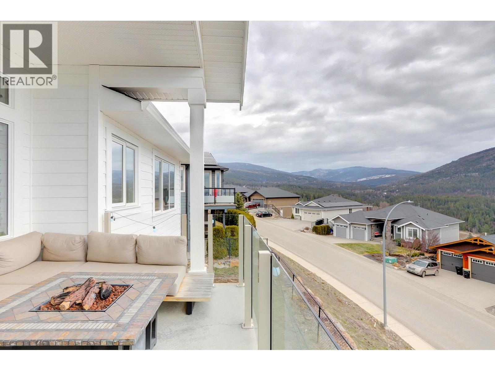 7313 Sunridge Road, Vernon