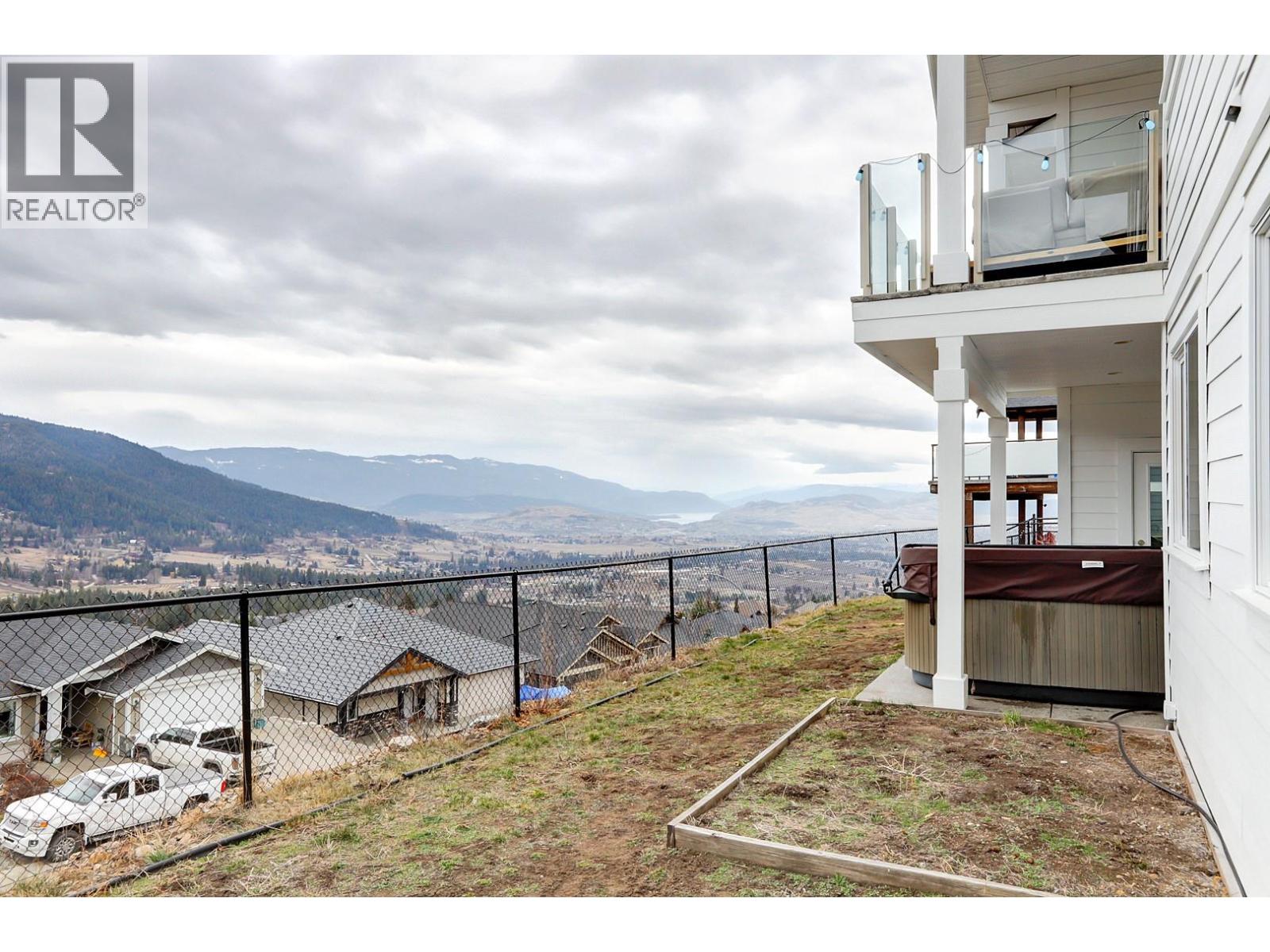 7313 Sunridge Road, Vernon