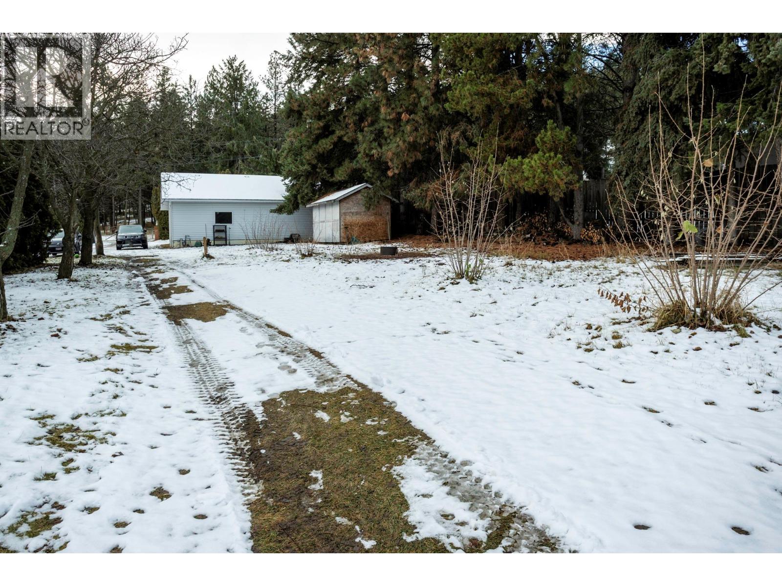 10151 Chase Road, Lake Country