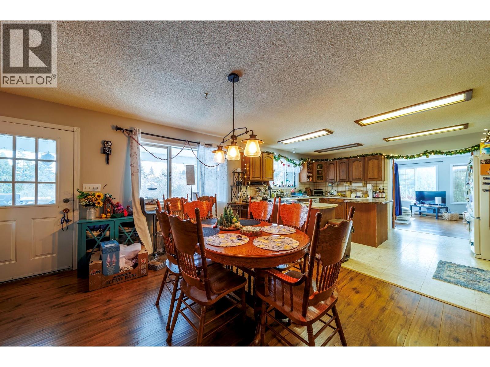 10151 Chase Road, Lake Country