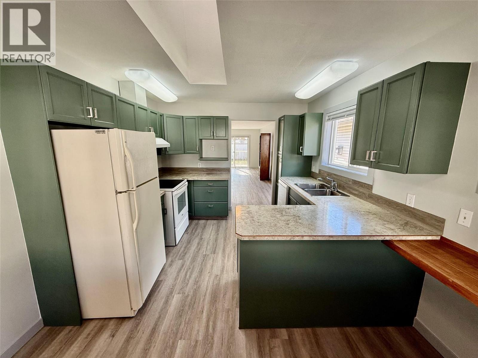 2210 Columbia Avenue Unit# 7, Castlegar