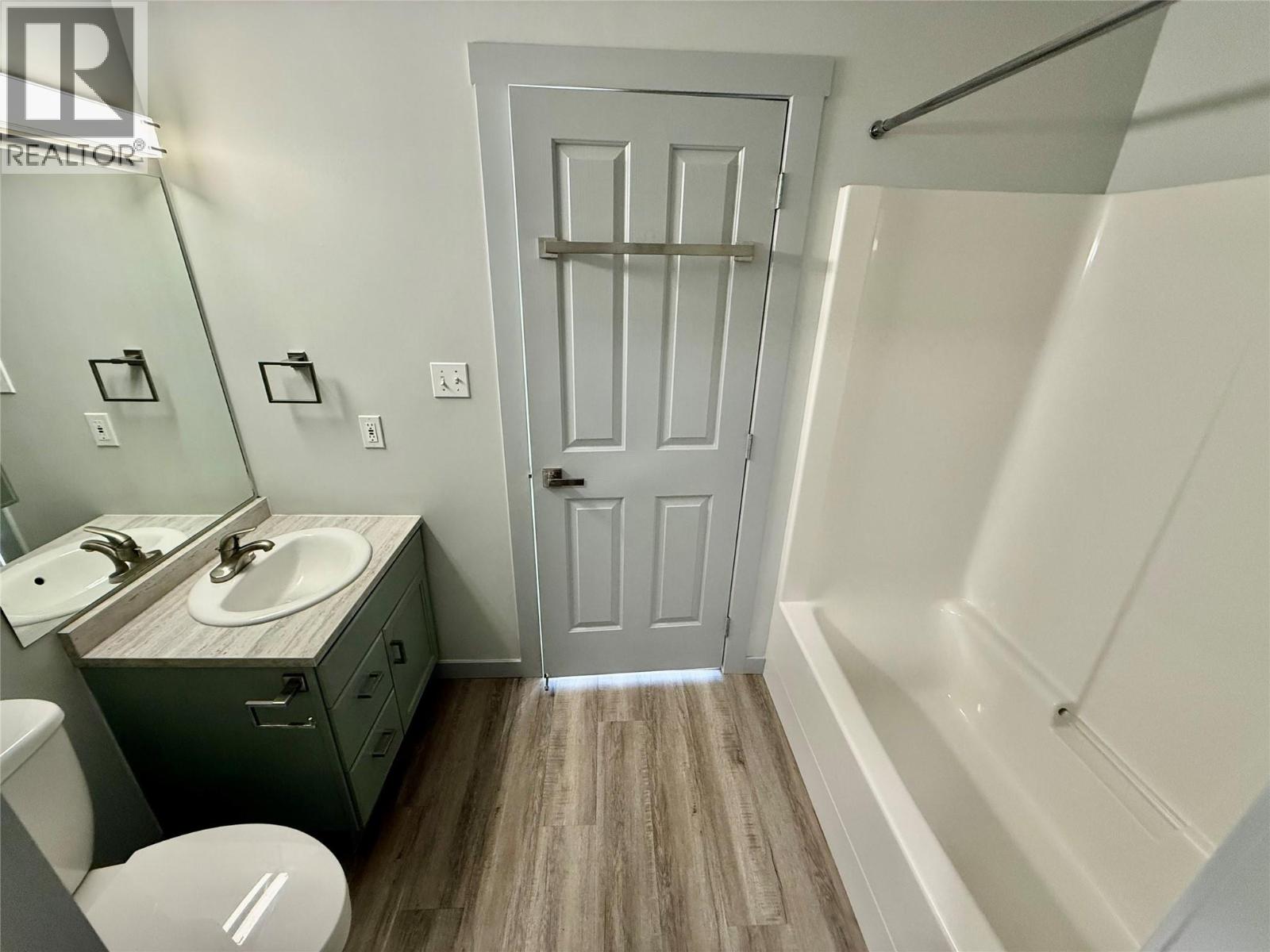 2210 Columbia Avenue Unit# 7, Castlegar