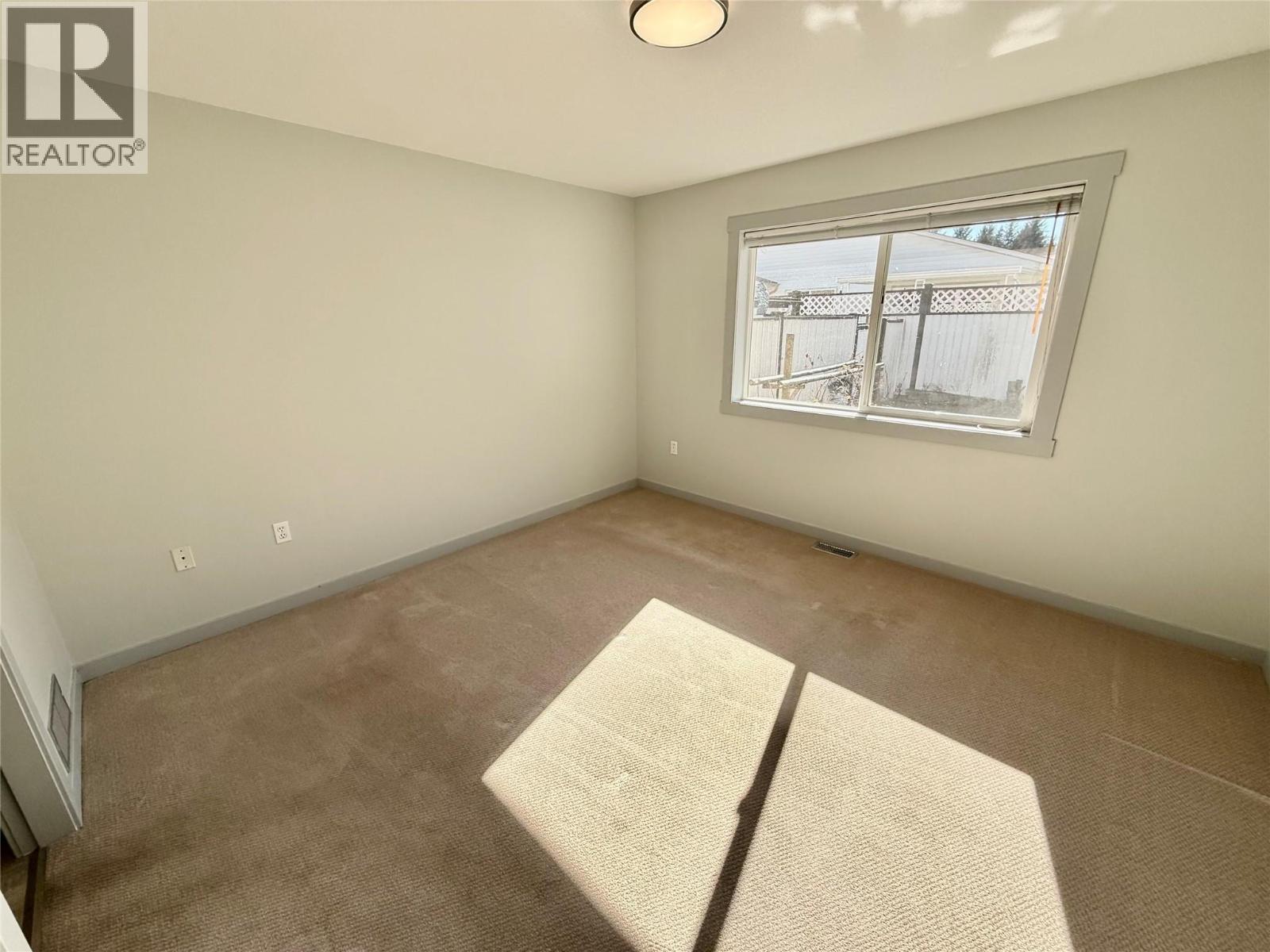 2210 Columbia Avenue Unit# 7, Castlegar