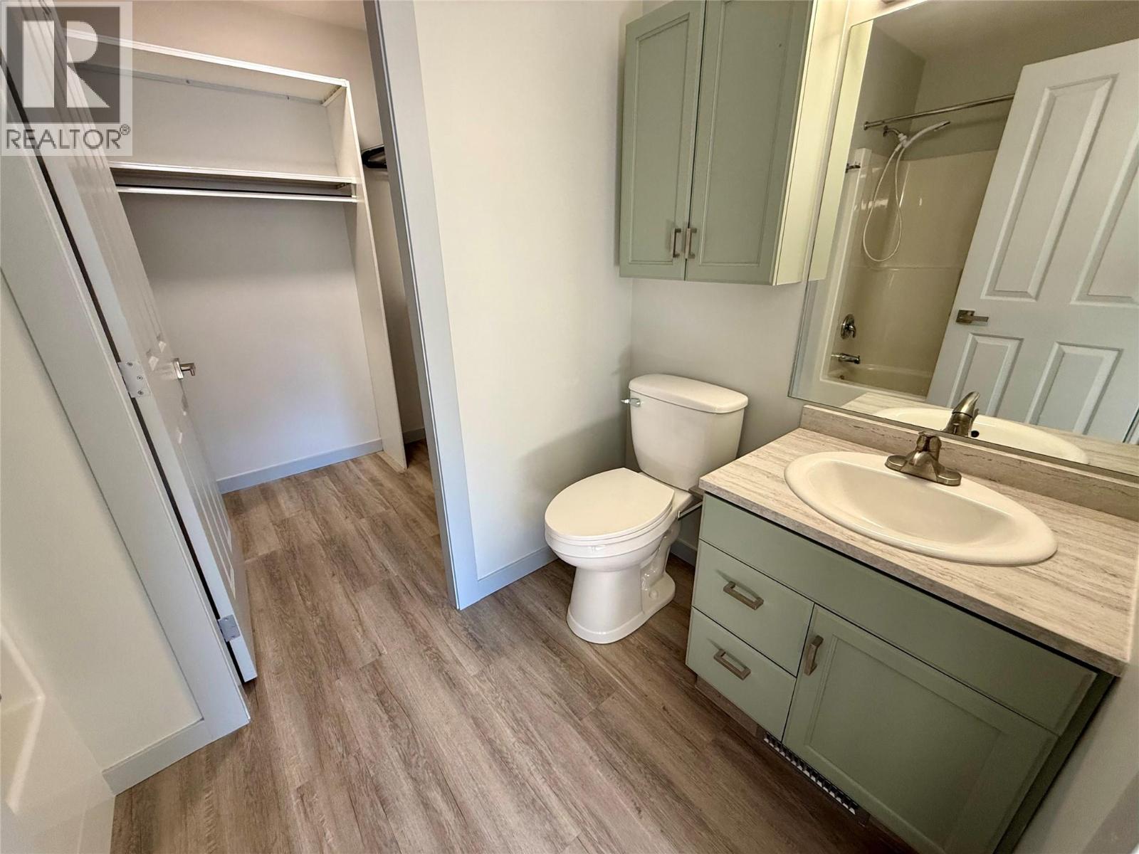 2210 Columbia Avenue Unit# 7, Castlegar