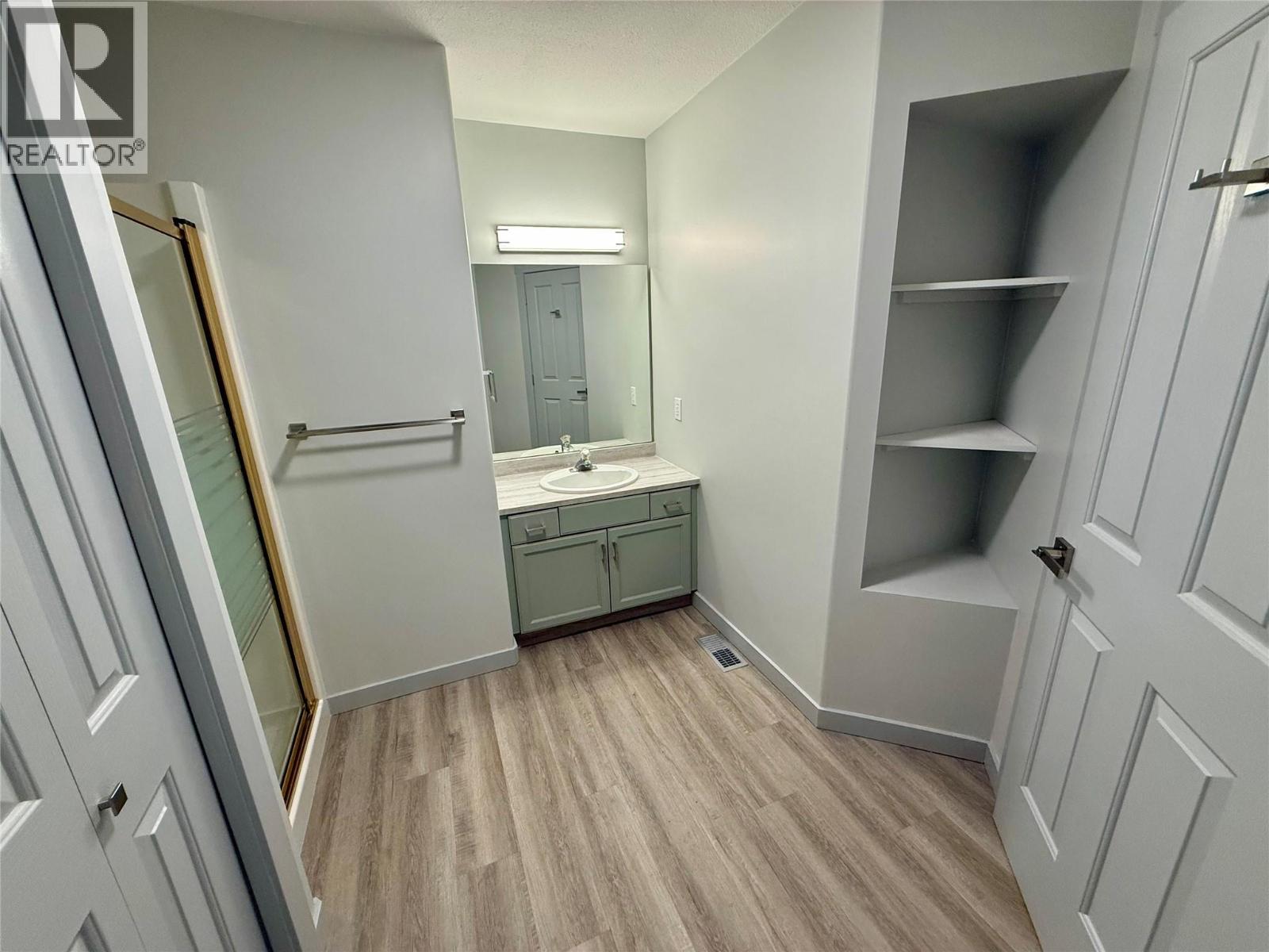 2210 Columbia Avenue Unit# 7, Castlegar